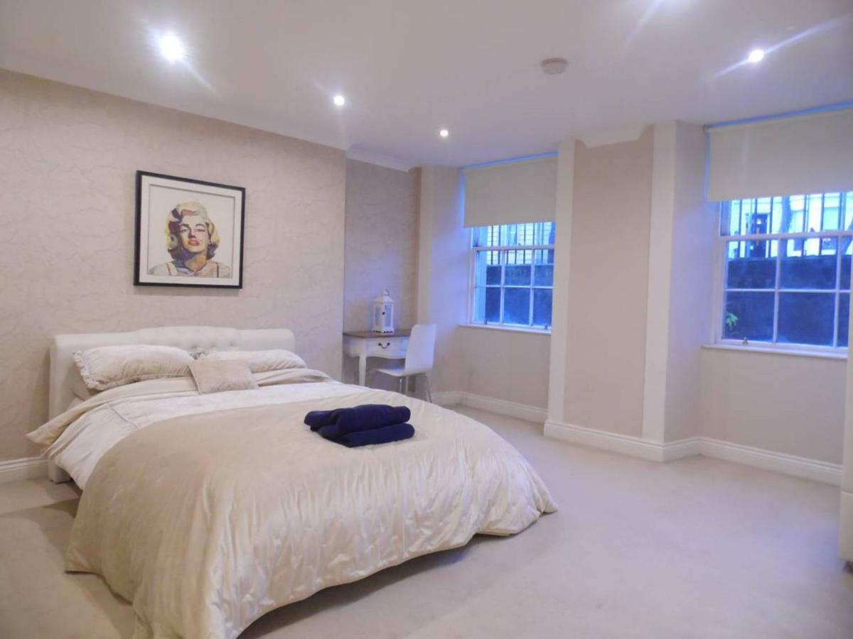 West End -stunning, 2 Bedroom, Main Door Flat With Private Parking Appartamento *